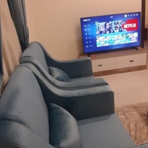 شقة غرفة وصالة ودورة مياة